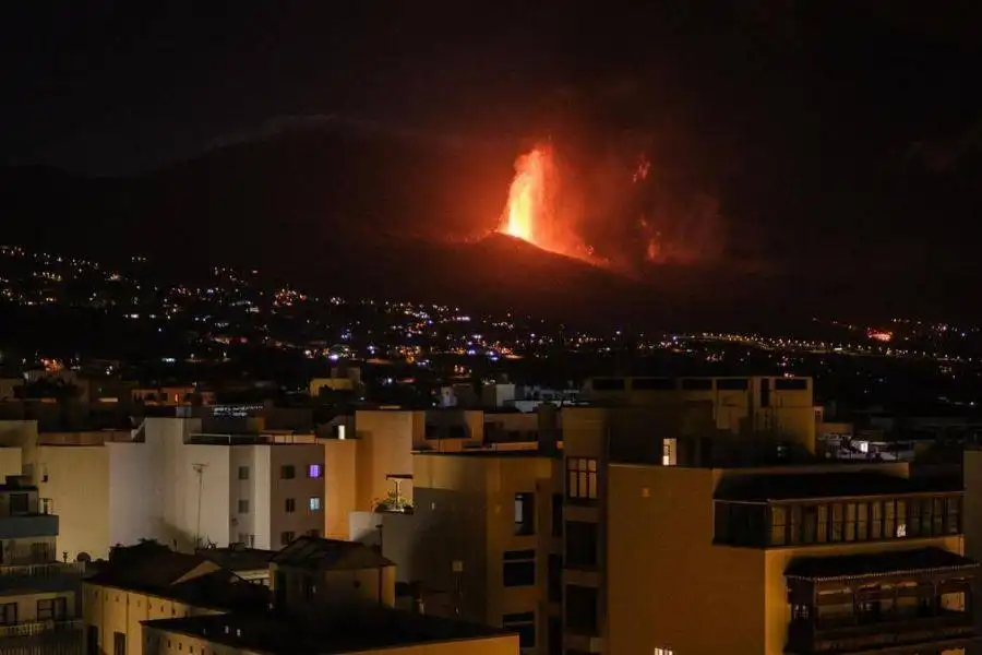 Tenerife prepares for Spain's first full-scale volcanic eruption exercise