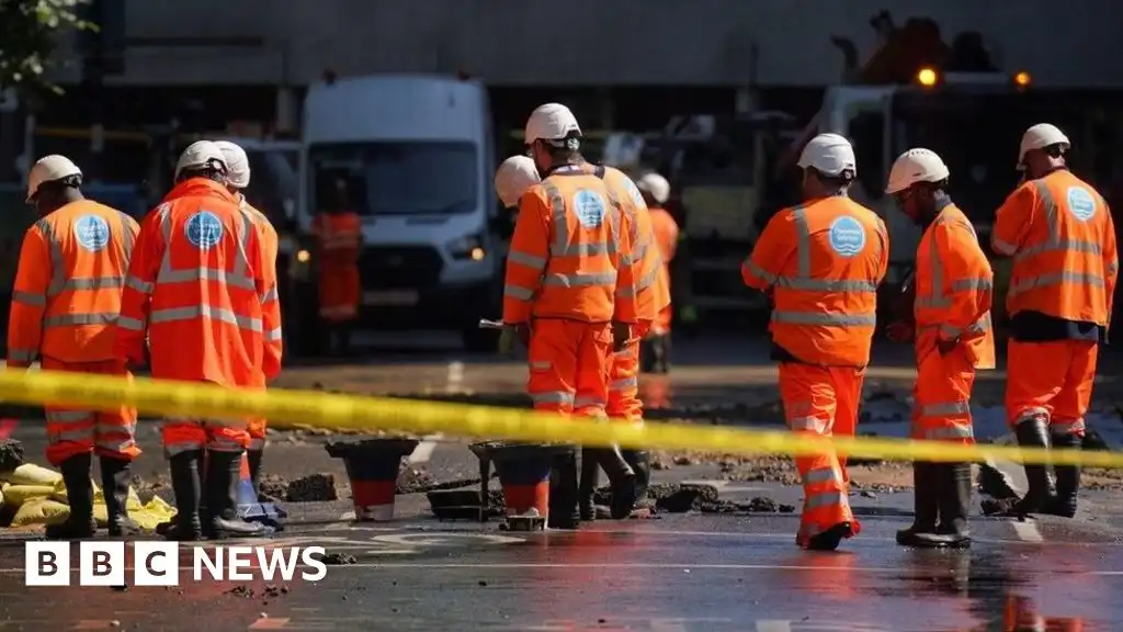 Thames Water moves step closer to nationalisation after government objects to rescue deal