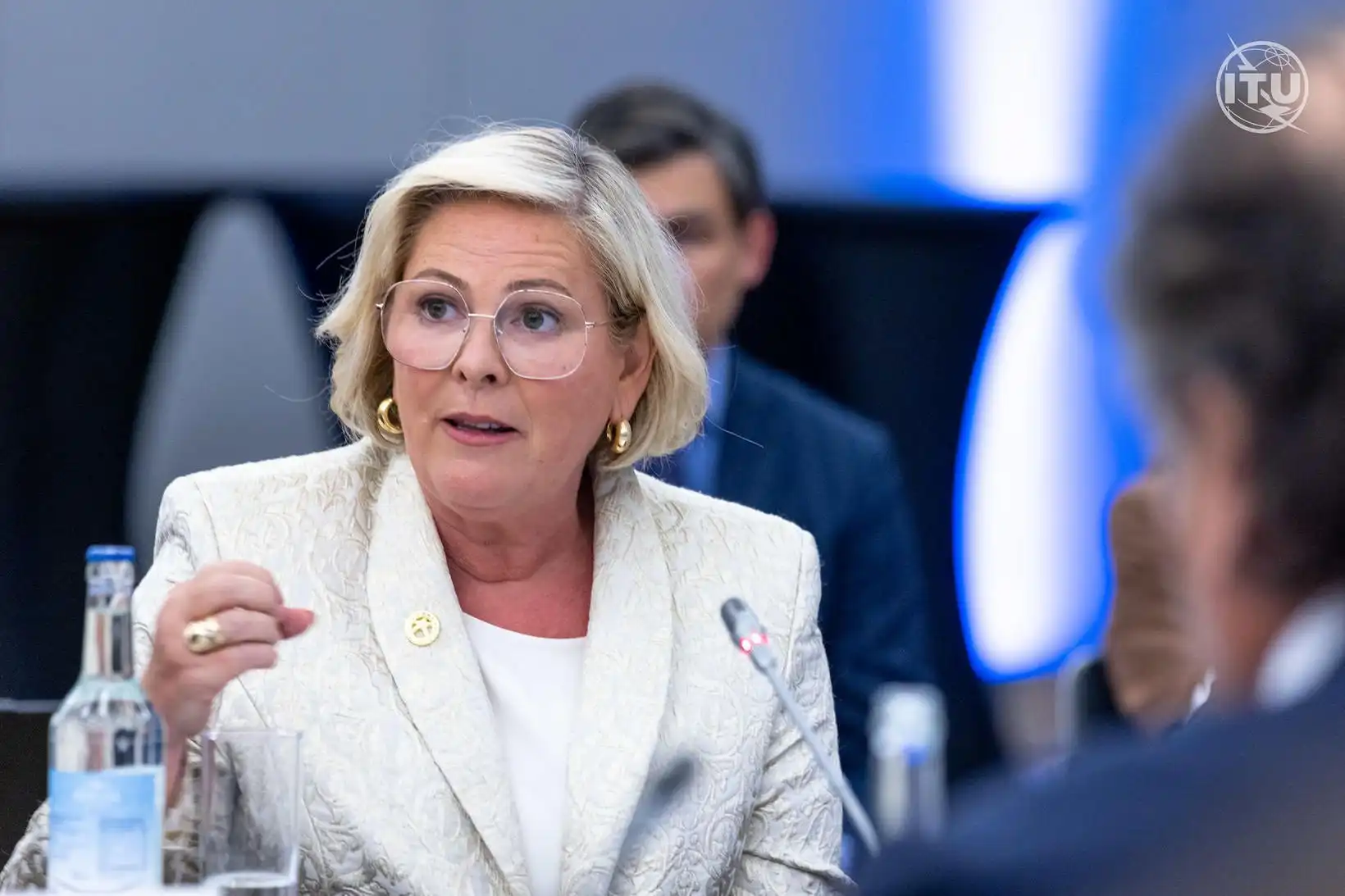 „Þarf að hugsa menntamál alveg upp á nýtt“ - MBL.IS