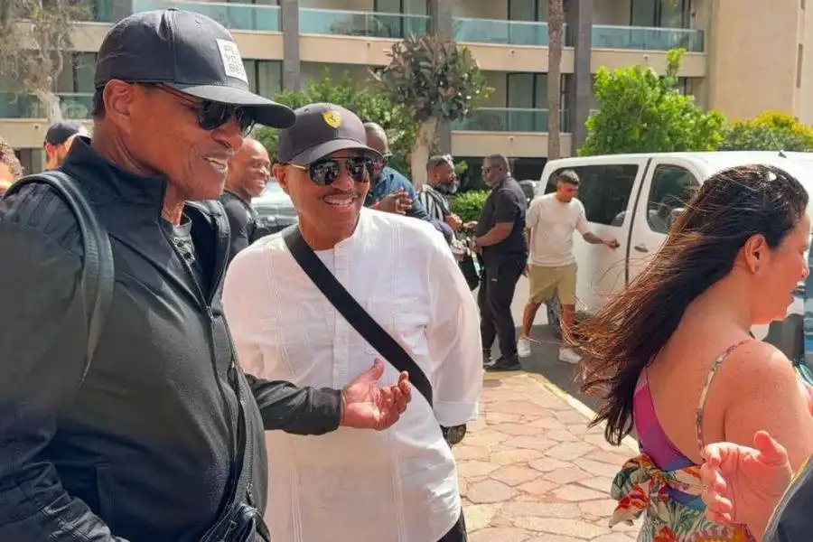 The Jacksons arrive in Fuerteventura for exclusive concert