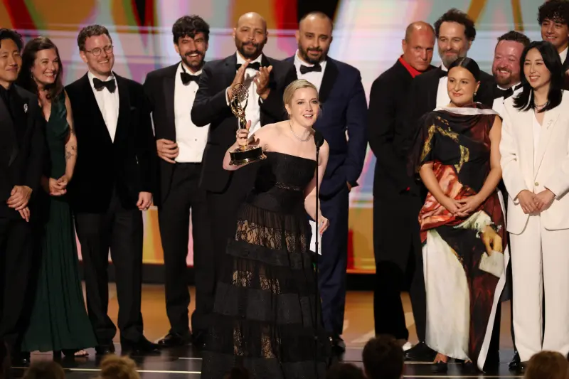 Þessi fengu verðlaun á EMMY - Widow´s Bay með flest