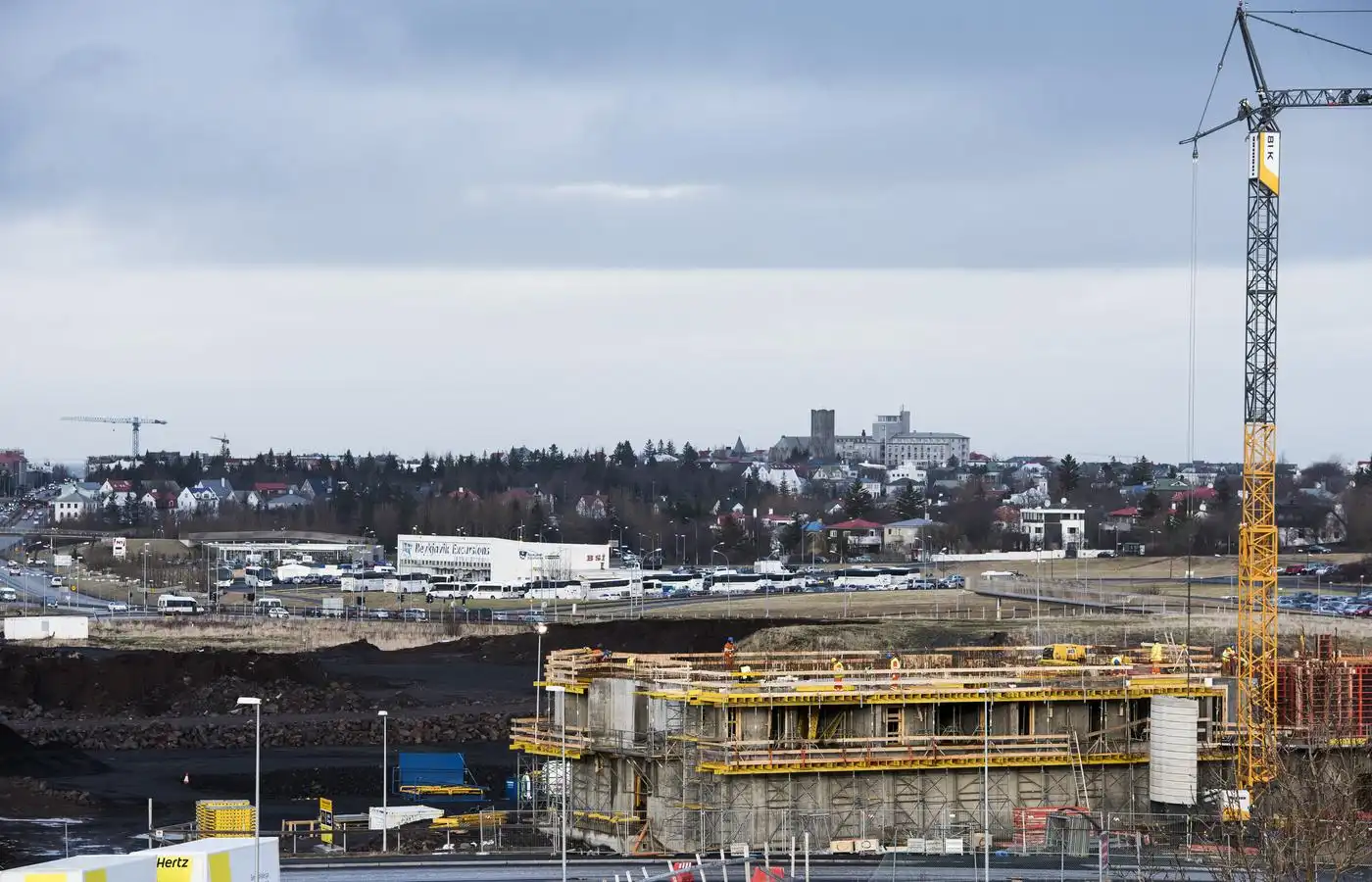 „Þetta myndi stuðla að stöðugra húsnæðisverði til lengri tíma“ - DV