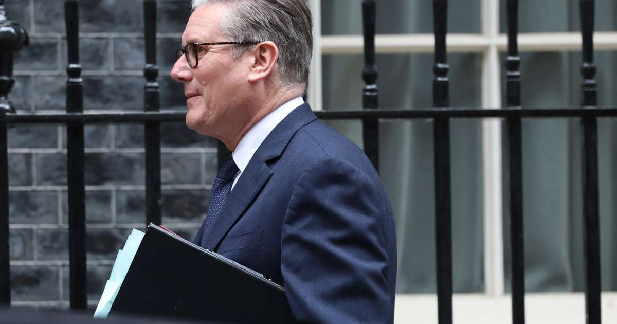 Þingmenn þjarma að Starmer í dag