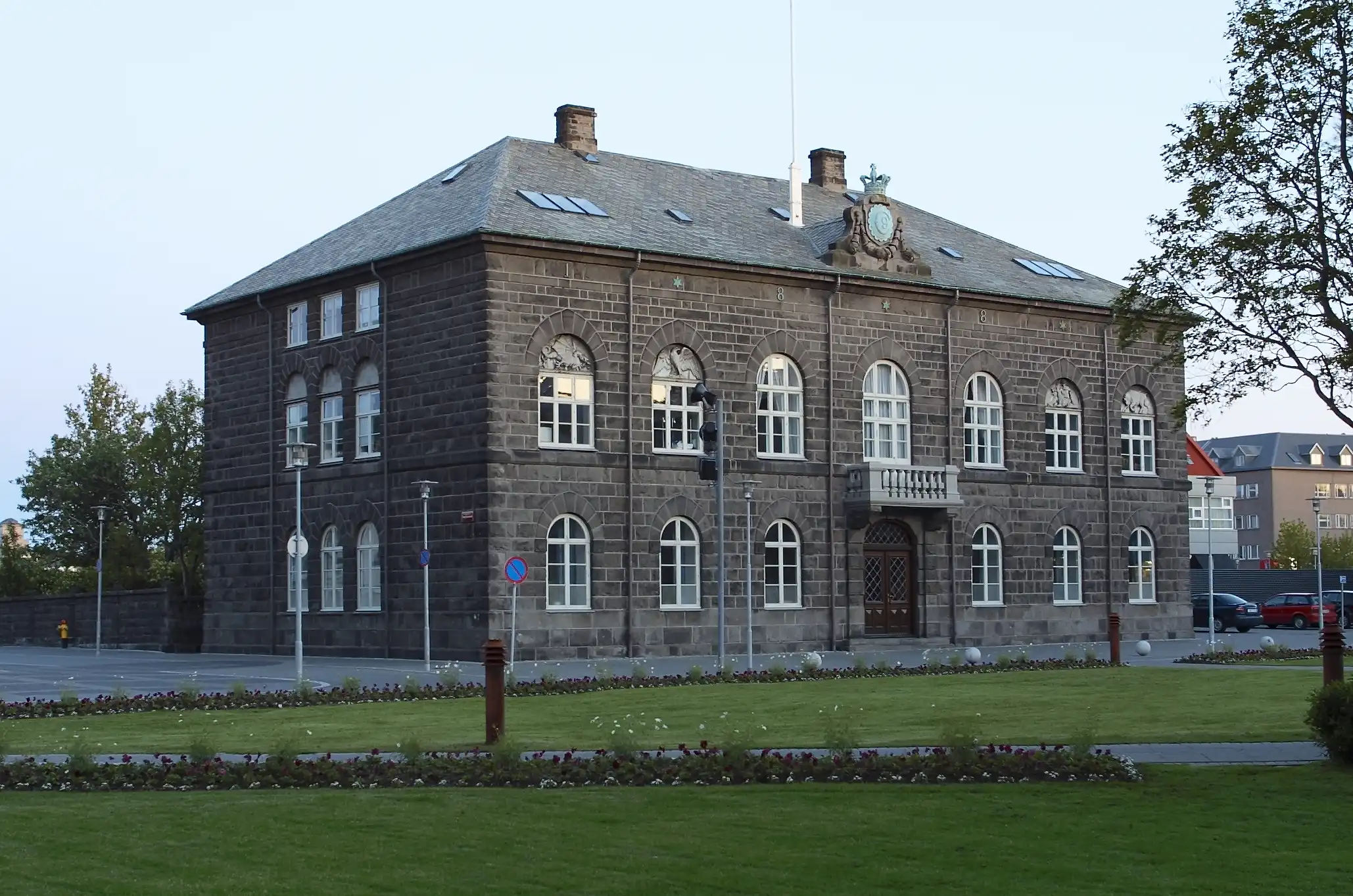 Þjóðaratkvæðið, kjördæmin og nýr ófriður