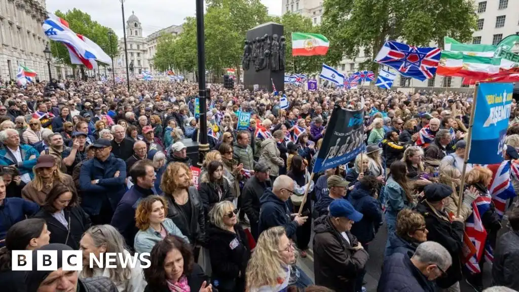 Thousands gather for protest against antisemitism in London