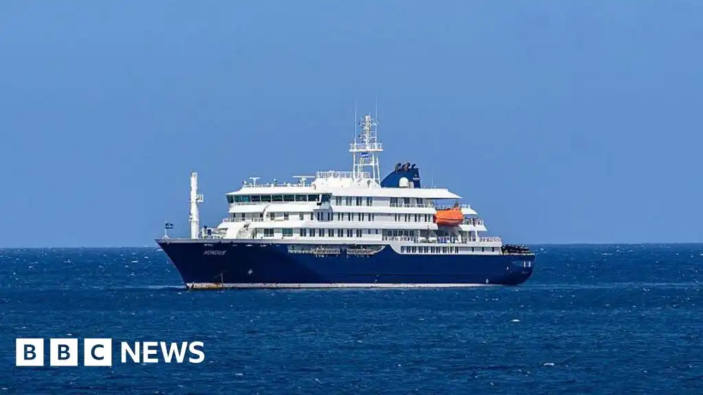 Three dead in suspected virus outbreak on Atlantic cruise ship