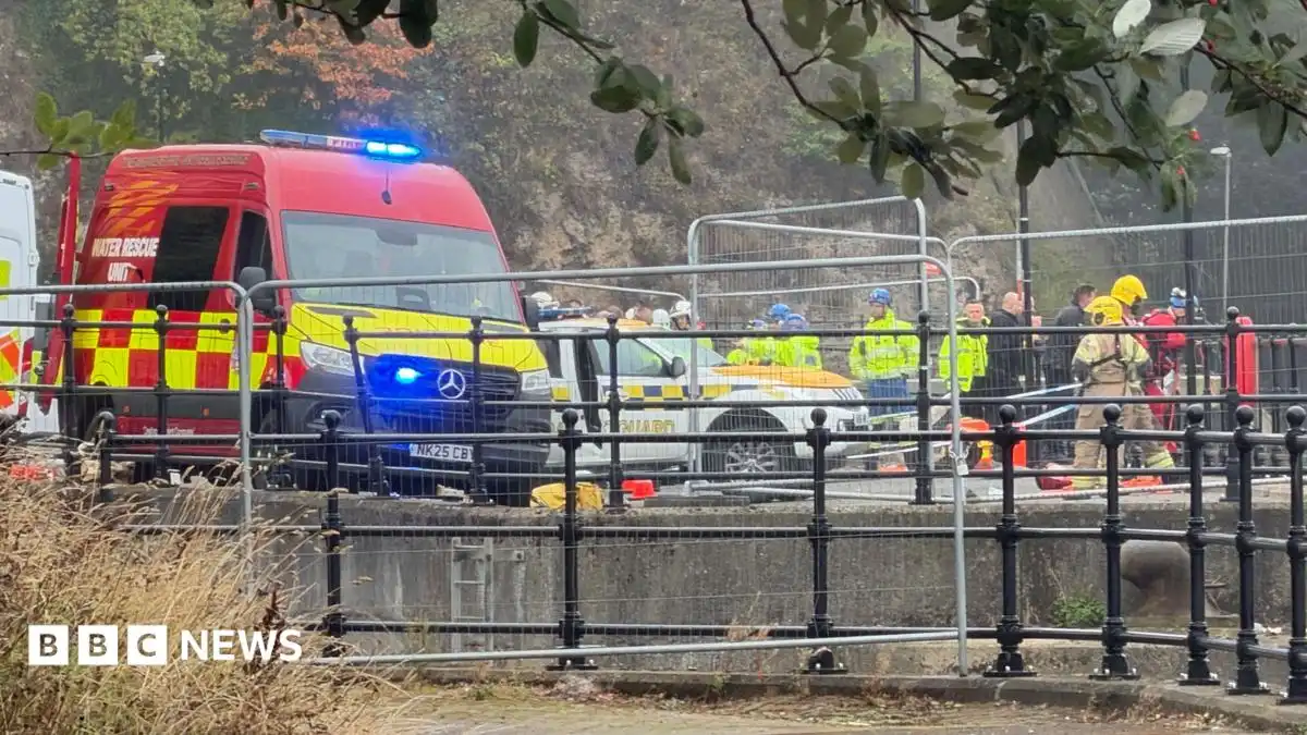 Three teenagers die after car enters River Wear in Sunderland