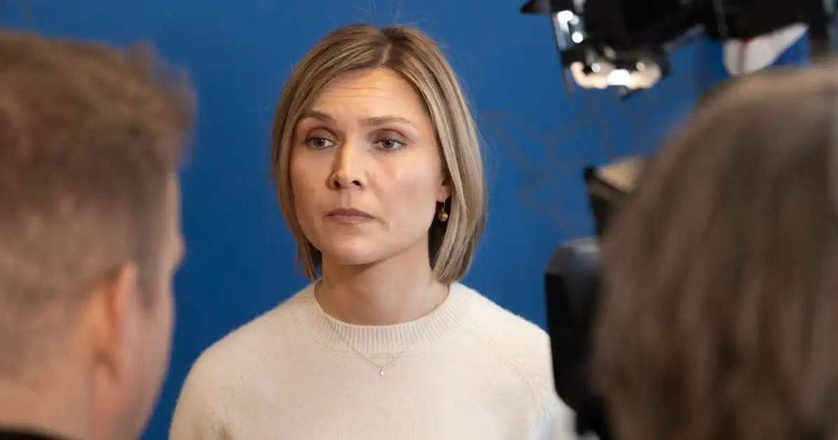 Þríhliða samtal til að sporna gegn uppsögn samninga