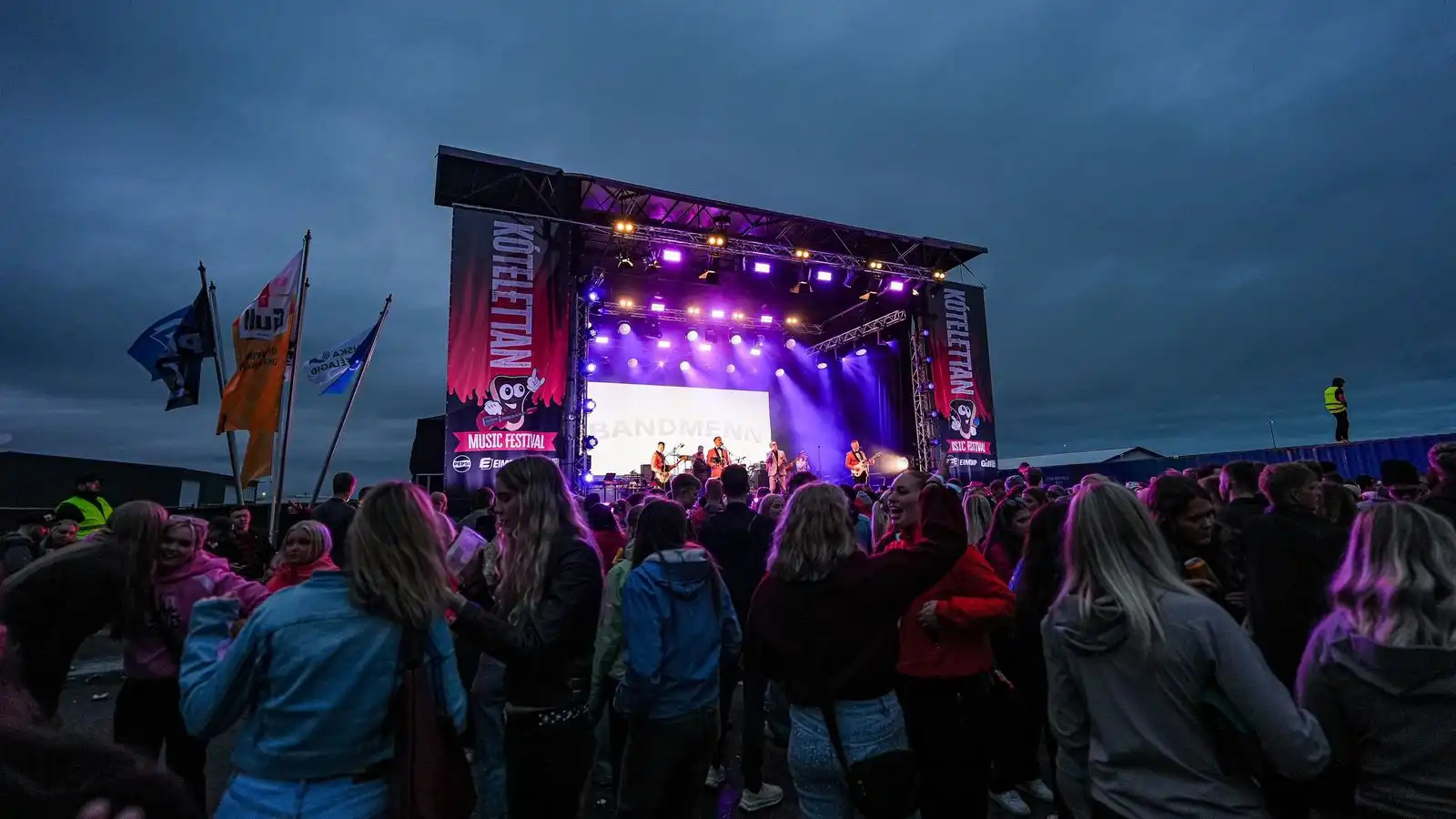 Þrjú kynferðisbrot á tón­leika­svæðinu til rann­sóknar - Vísir