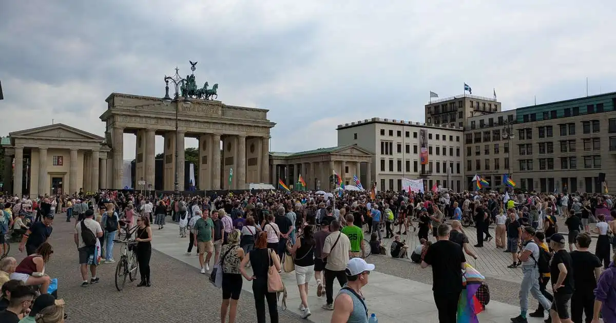 Þungt yfir á sorgarsamkomu í Berlín