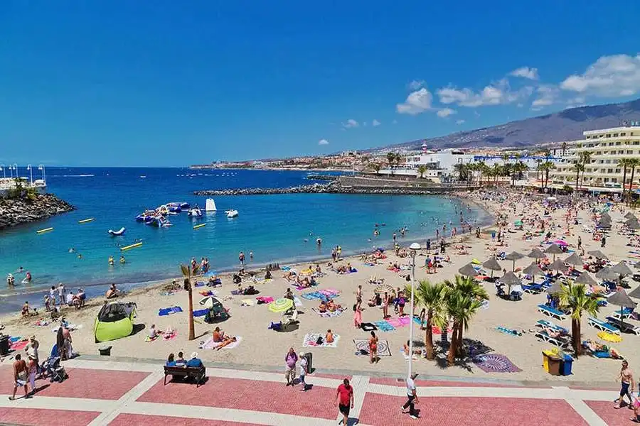 THURSDAY WEATHER: Heatwave eases but temperatures will still reach 34°C