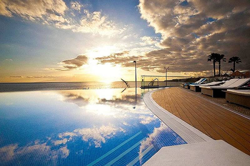 THURSDAY WEATHER: Light cloud, sunshine and rising temperatures