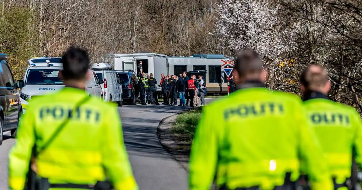 Tildrög lestarslyssins óljós – Fimm í lífshættu