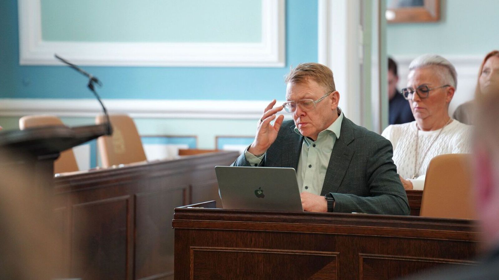 Tjáir sig ekki um greiðslur frá Rúv en boðar yfir­lýsingu - Vísir