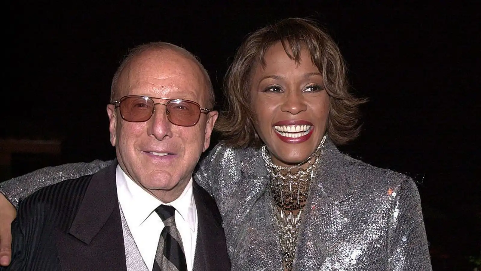 Tónlistargoðsögnin Clive Davis er látinn - Vísir