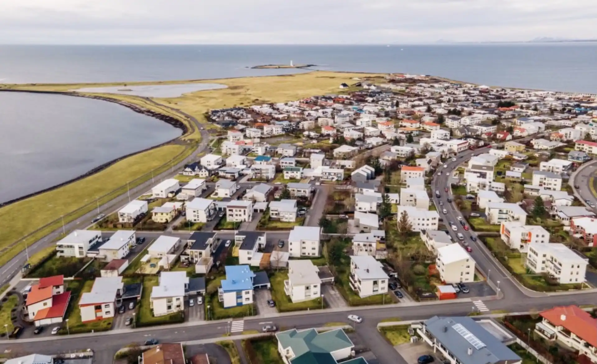 Transumræða fjarlægð úr íbúahópi á Seltjarnarnesi – „of heit kartafla“
