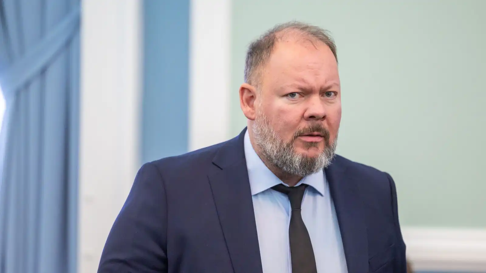 Trúir ekki öðru en að nýir herrar fjar­lægi „níðstöngina“ - Vísir
