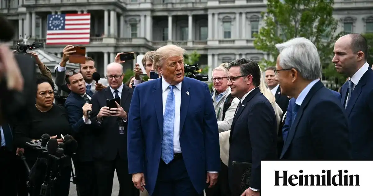 Trump fagnar „siðferðilega bindandi“ samkomulagi um sjálfseftirlit með gervigreind