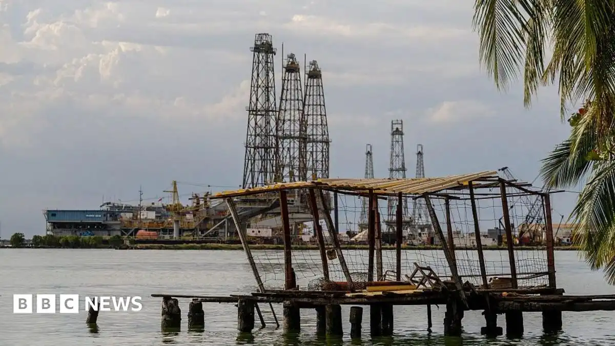 Trump hails 'historic' deal for US to control 65bn barrels of Venezuela's oil