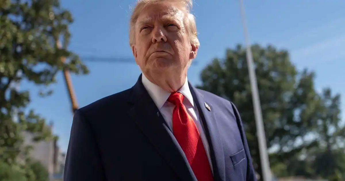 Trump lýsir yfir hléi á árásum á orkuinnviði