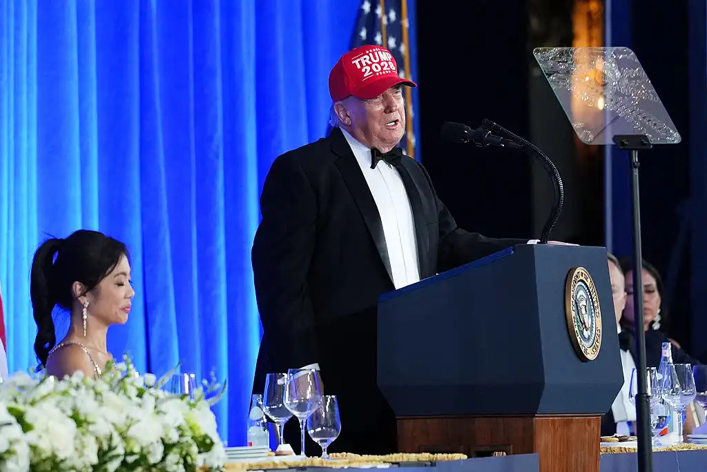 Trump með fullorðinsbleyju í viðtali 60 Minutes – „Hann hefur enga stjórn á hægðum sínum“