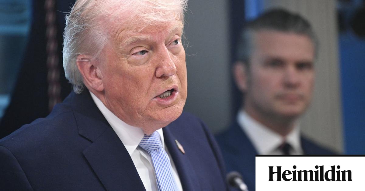 Trump segist ætla að hækka tolla á bíla frá ESB í 25%