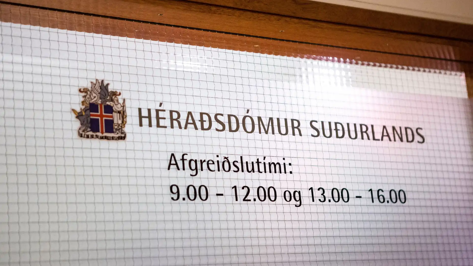 Tvær stúlkur sýknaðar af ákæru um líkamsárás eftir klúður lögreglu, ákæruvalds og dómara - DV