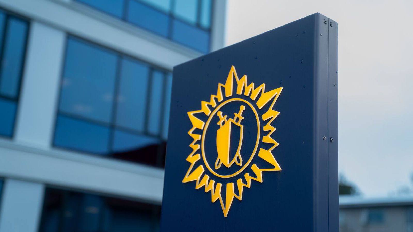 Tveir hand­teknir í tengslum við stór­fellda líkams­á­rás - Vísir