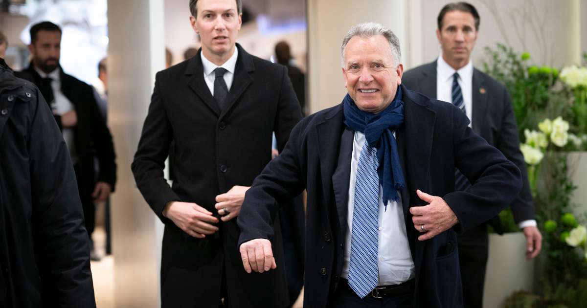 Tveir helstu samningamenn Bandaríkjanna á leið til fundar við utanríkisráðherra Írans