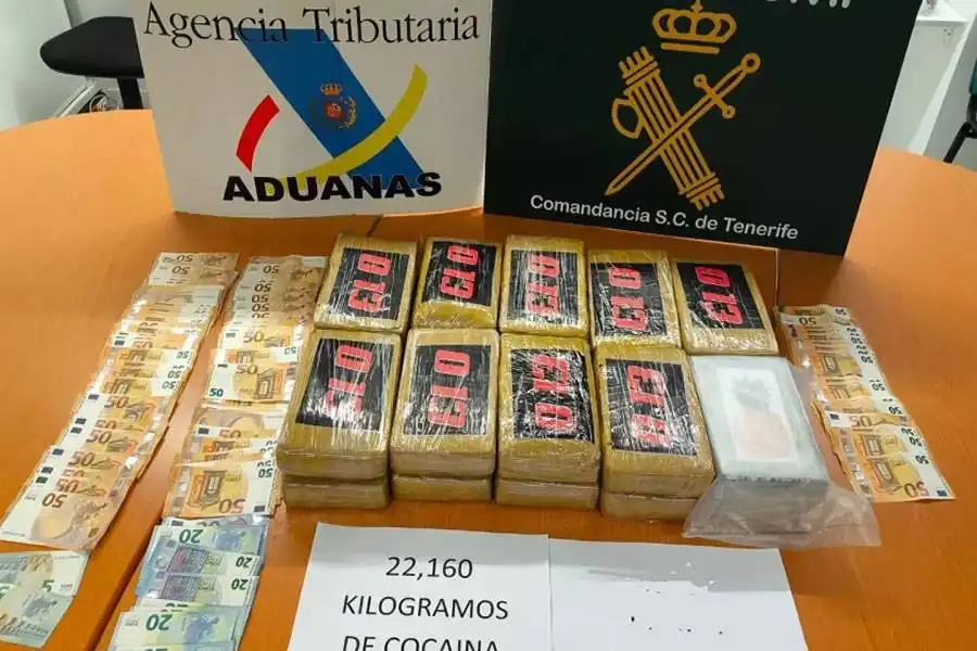 Two jailed after €1.3 million cocaine found in car getting off ferry in Tenerife