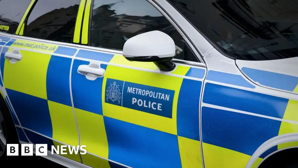 Two men admit filming antisemitic abuse on TikTok