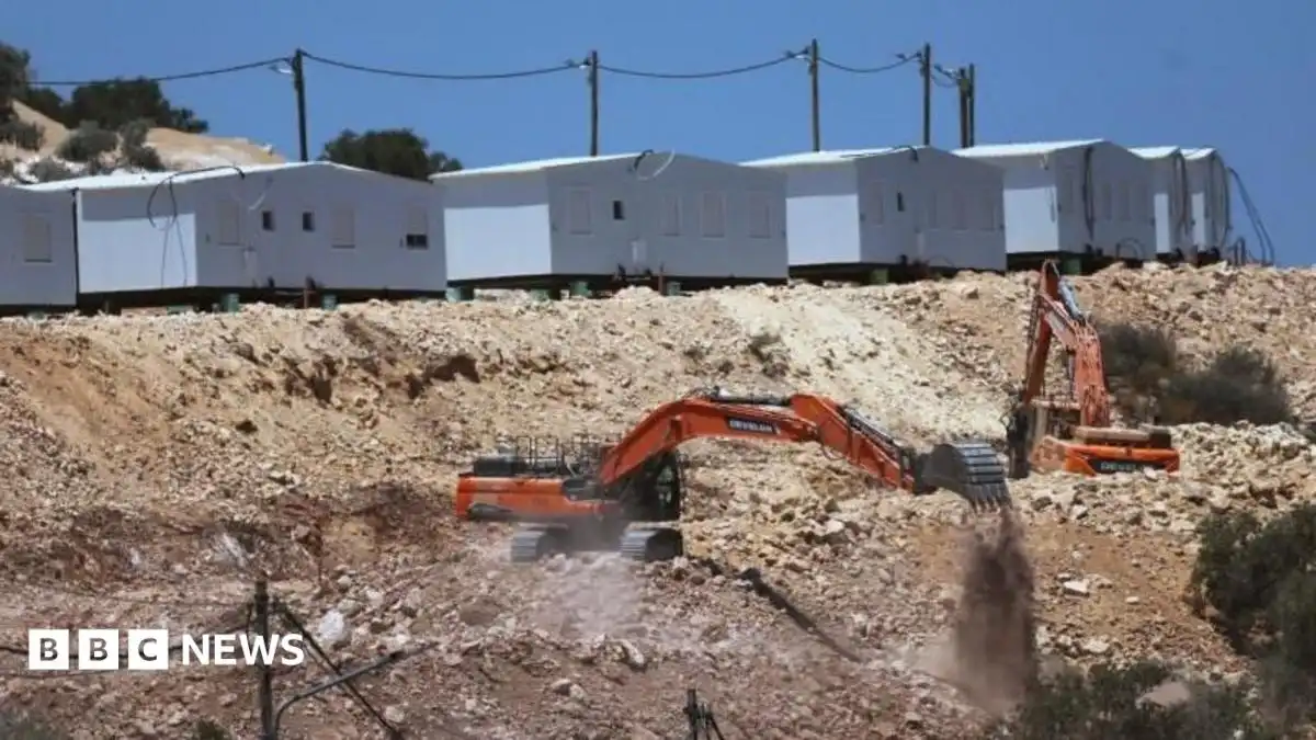 UK government expected to announce restrictions on trade with West Bank settlements