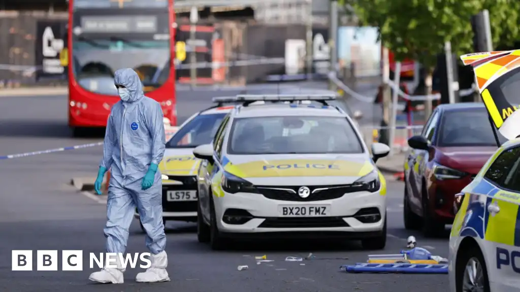 UK terrorism threat level raised after Golders Green attack