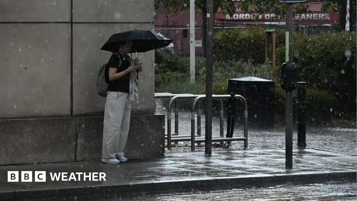 UK weather: Cooler temperatures with wind and rain this week