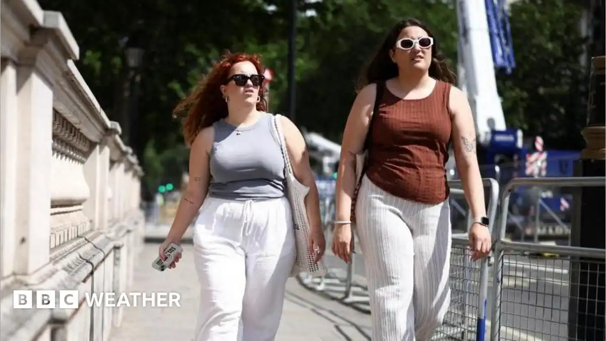 UK weather: Extreme heat warning extended to four days as 38C heatwave approaches