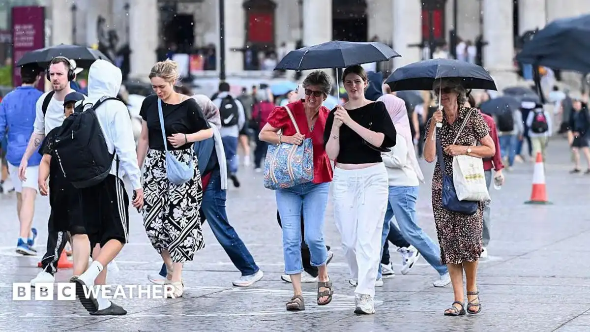 UK weather: Rain to stop in time for weekend as sun returns