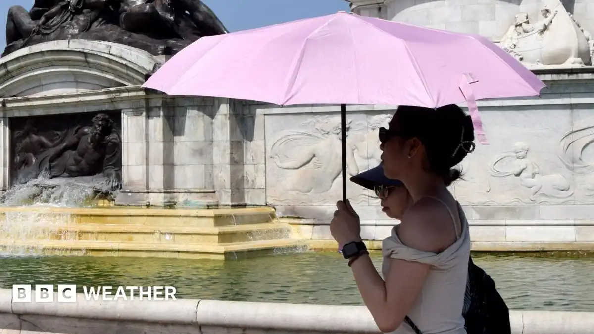UK weather: Third UK heatwave increasingly likely as 30C temperatures forecast