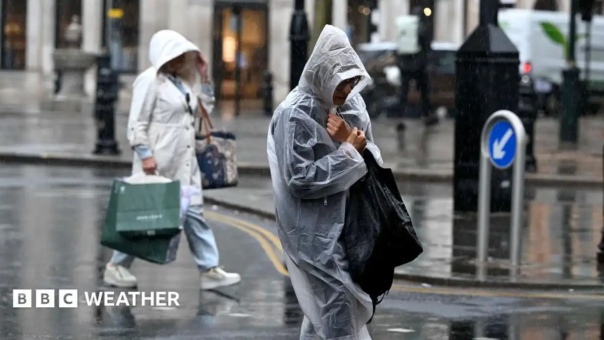 UK weather: Thunderstorm warnings continue with more rain expected