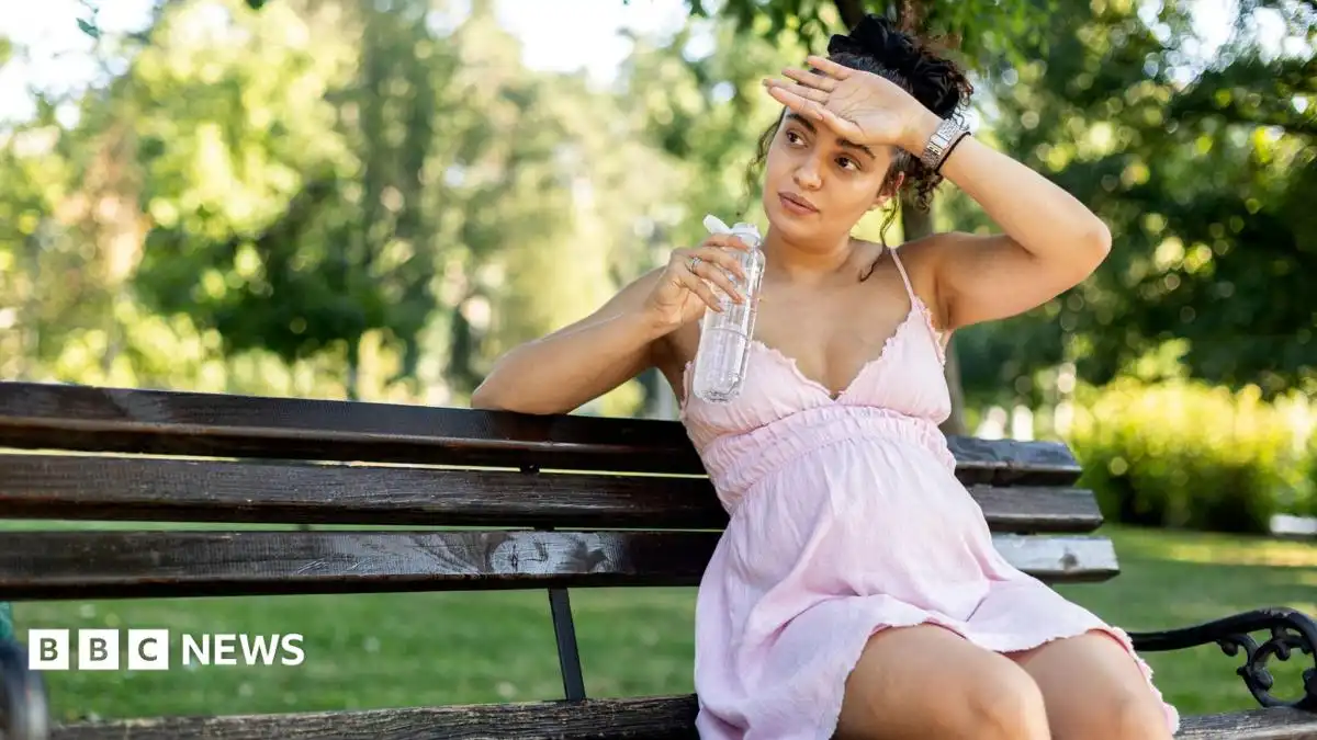 UK weather: Why heatwaves hit women harder