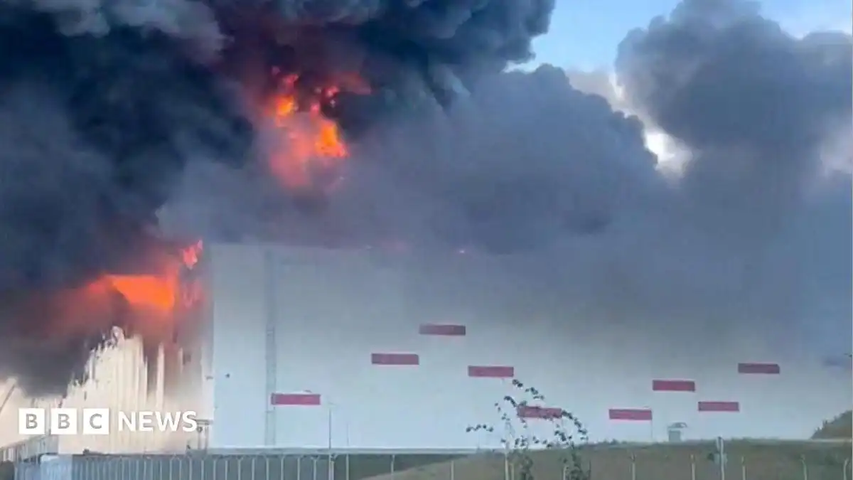 Ukraine hits more Wildberries sites as strike kills five in Moscow region