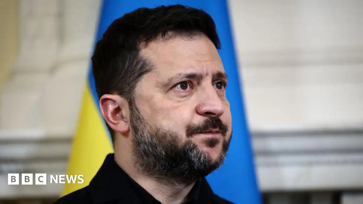 Ukraine to restart strikes on Russian oil refineries, Zelensky says