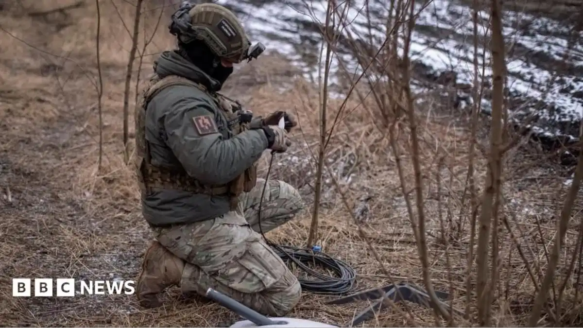 Ukraine war: Why is Starlink internet so important on the battlefield?