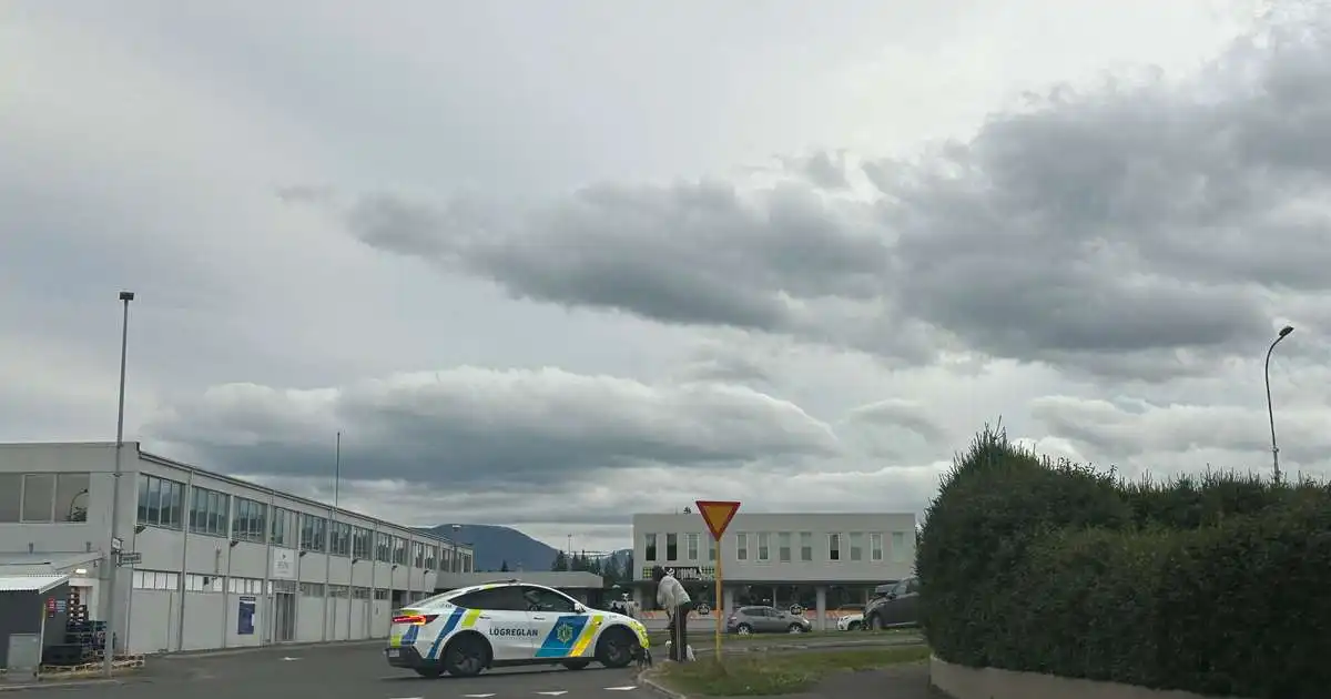 Umfangsmikil leit á Akureyri
