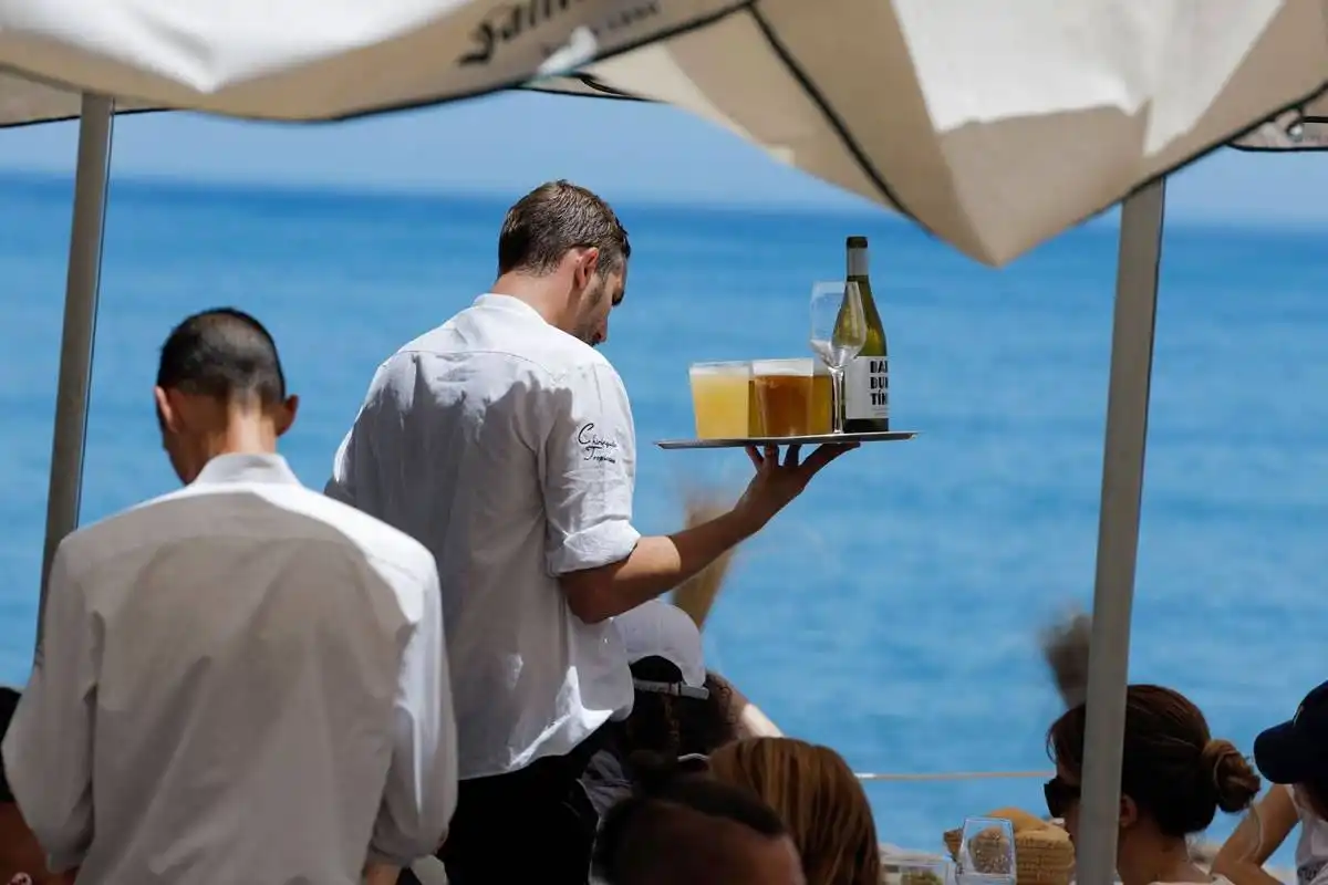 Unemployment falls by 5.5% in the Canary Islands but has stagnated in south Tenerife