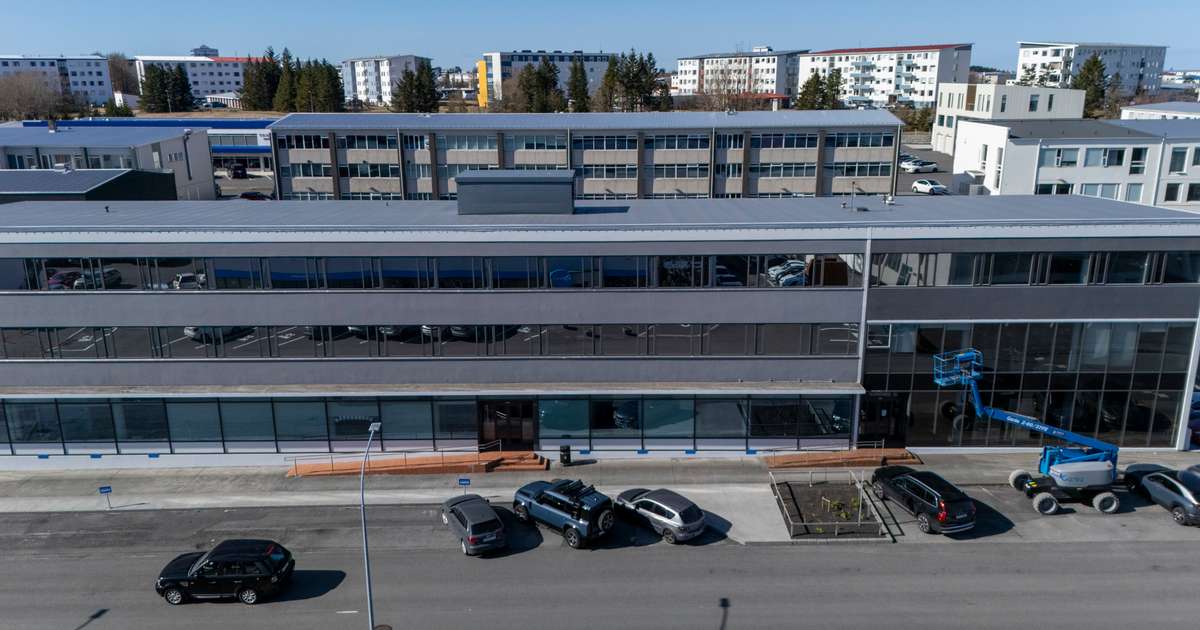 Unglingaskóli opnar í Ármúla