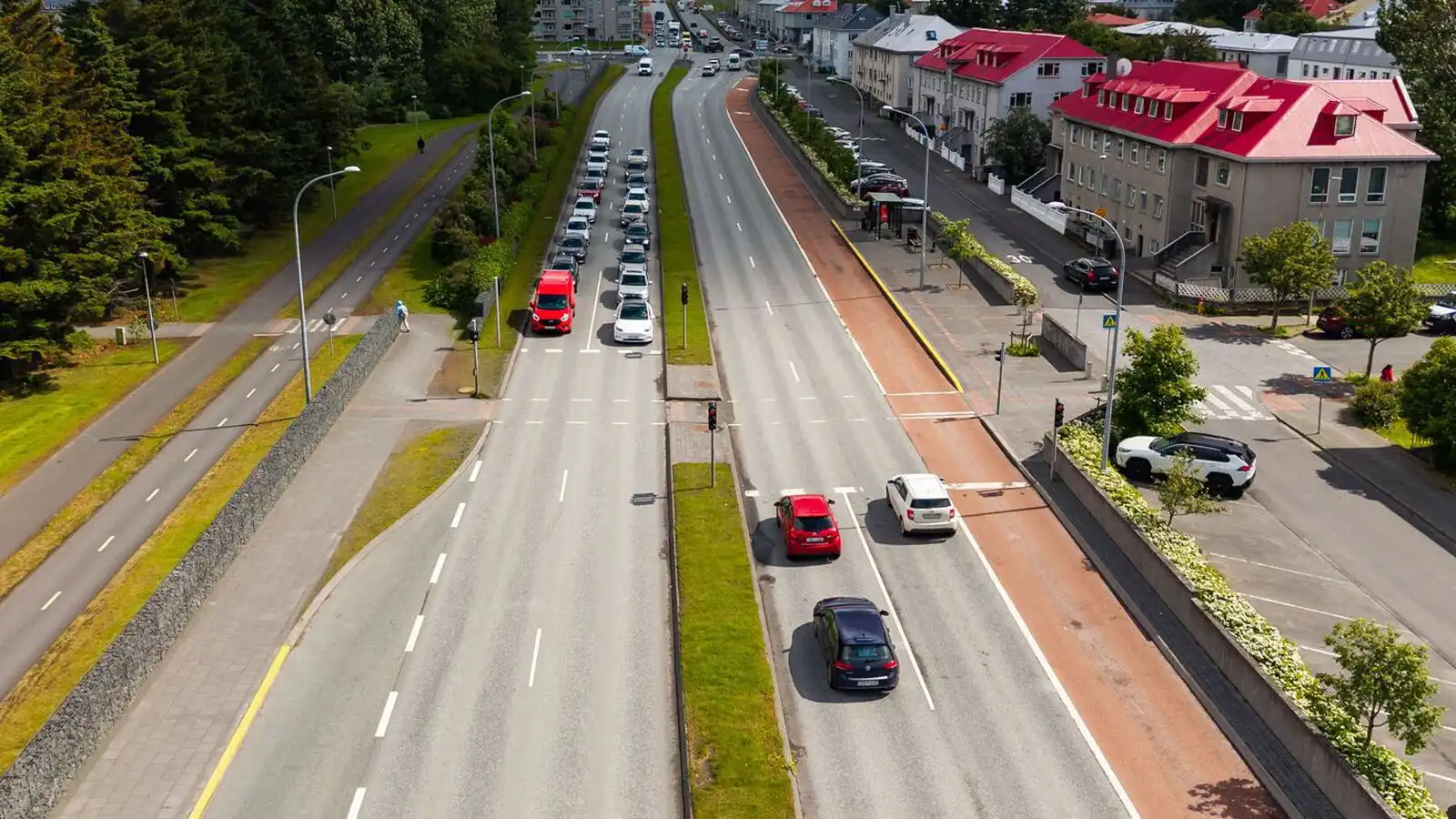 Unnið að upp­færslu um­ferðar­ljósa - Vísir