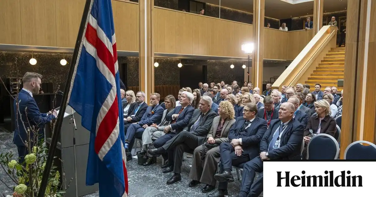 Upptaka evru áhættusöm fyrir lítil hagkerfi