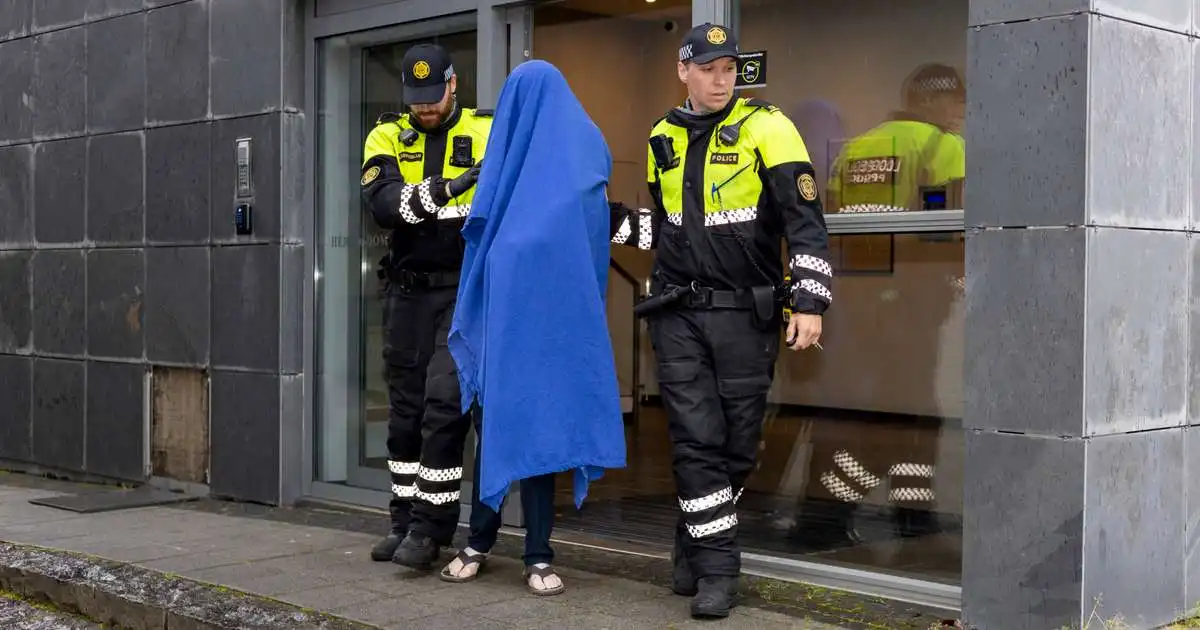 Úrskurðaður í gæsluvarðhald eftir að hafa veitt konu alvarlega áverka í íbúð sinni
