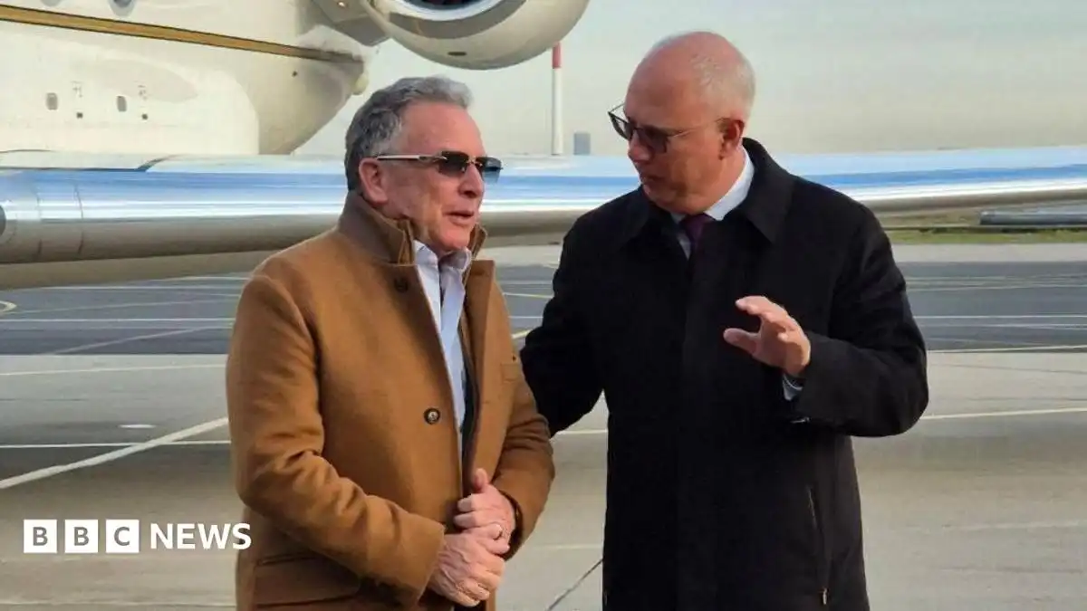 US envoy arrives in Russia ahead of meeting with Putin as Zelensky says intelligence sharing 'works now'