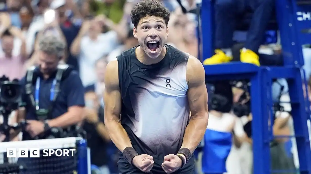 US Open 2026 results: Carlos Alcaraz beaten by Ben Shelton in epic quarter-final